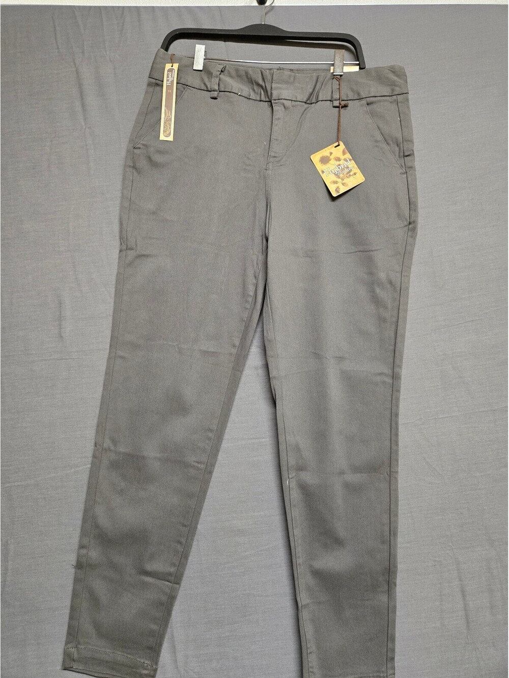 NWT Hybrid & Company Women's Gray Trousers Size 13